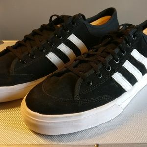 Adidas Matchcourt